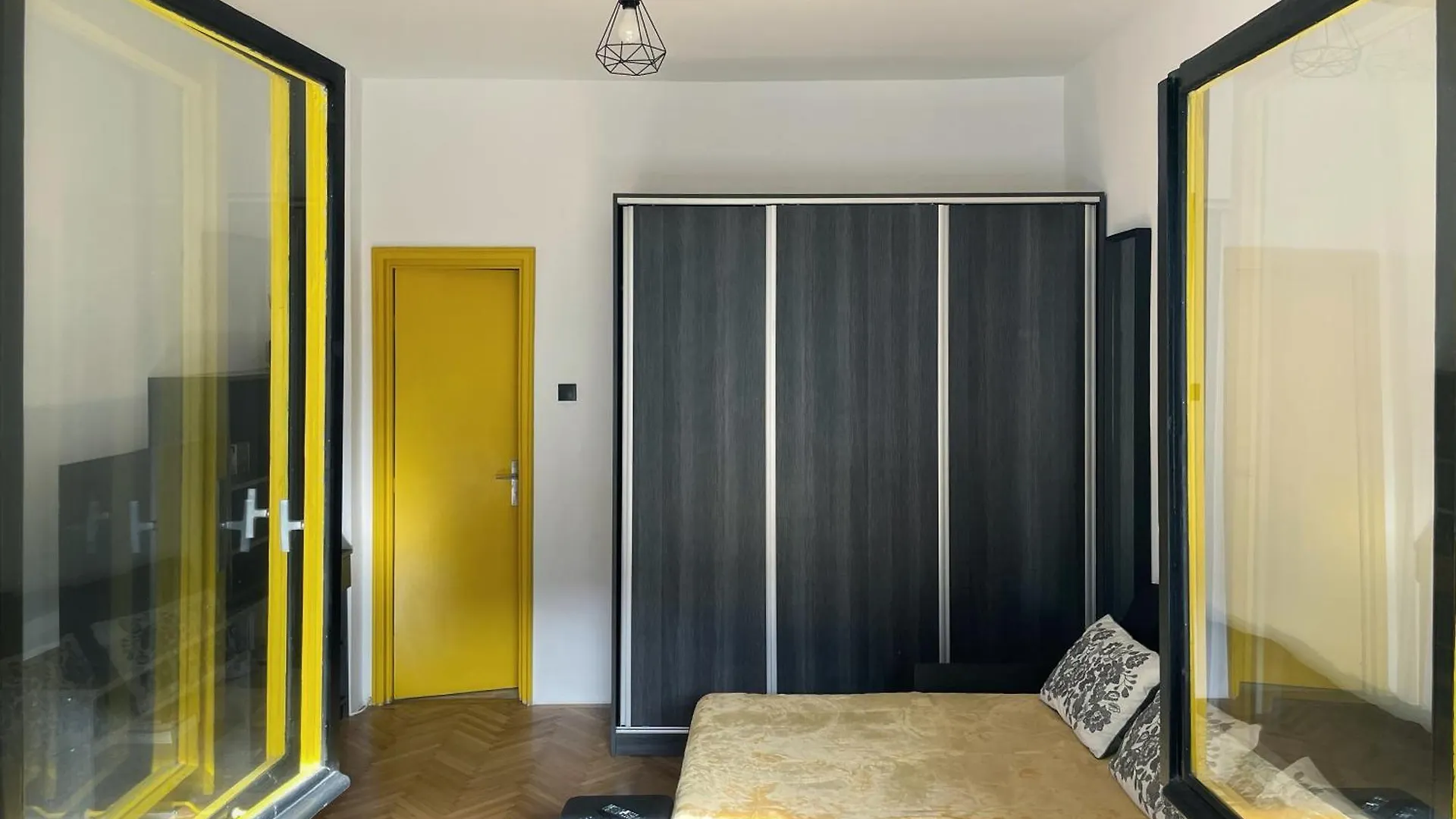 Charming Studio In The Heart Of Bucharest Apartment